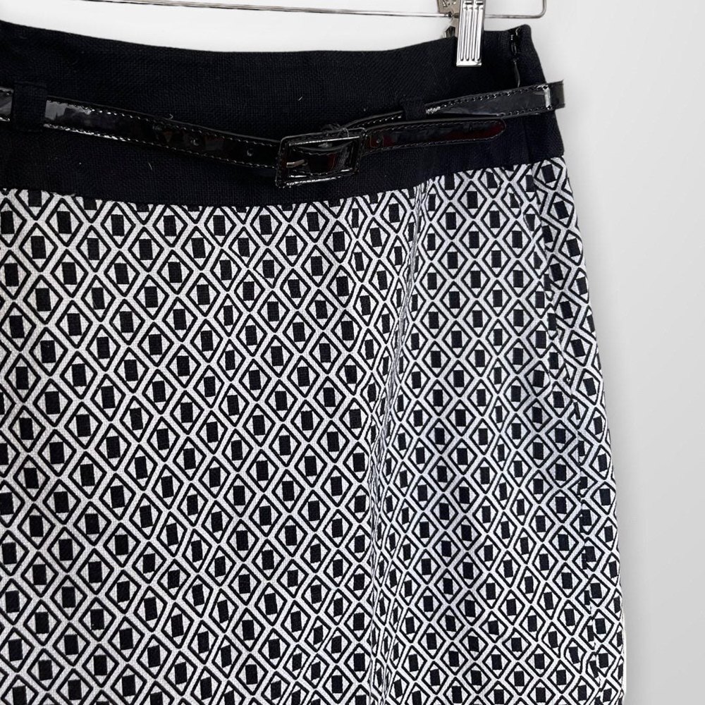 Ann Taylor Geometric Pencil Skirt A-Line Size 2 - Picture 3 of 6
